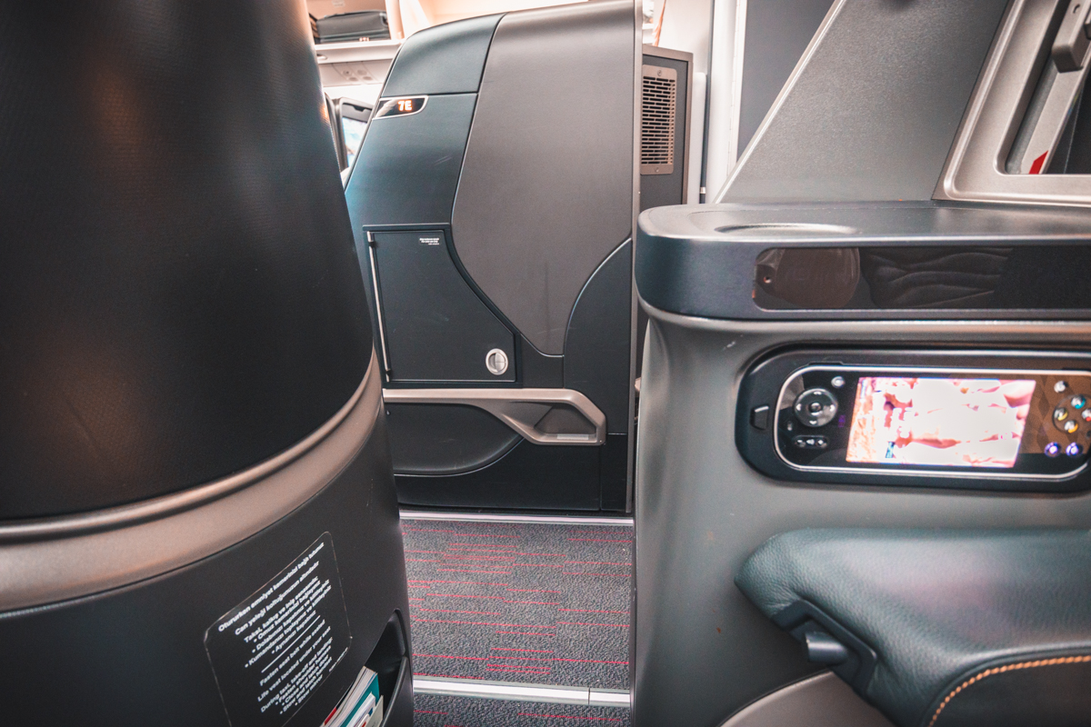 Turkish Airlines Boeing 787 9 Business Class Seat Walkway