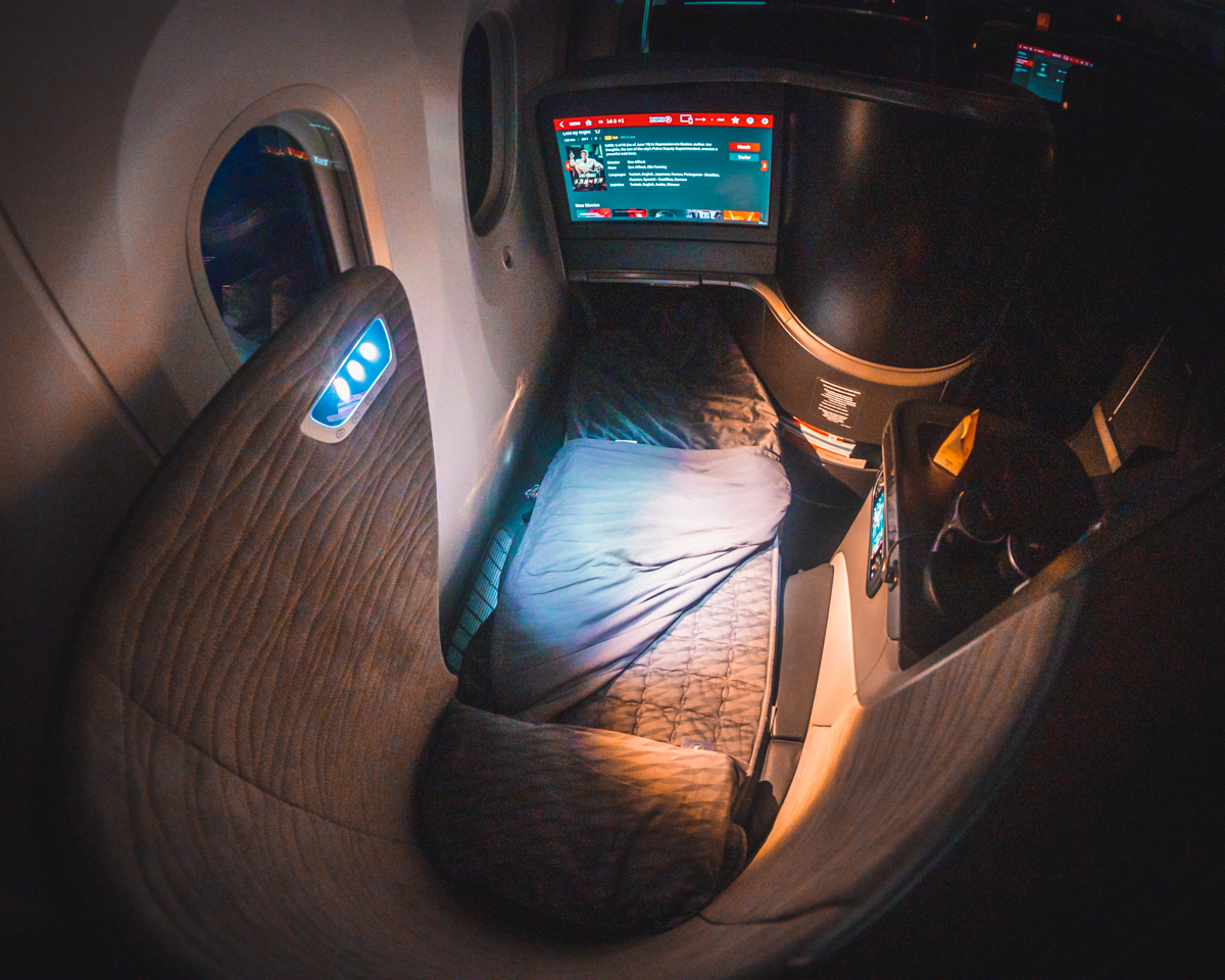 Turkish Airlines Boeing 787 9 Business Class Sleeping Space
