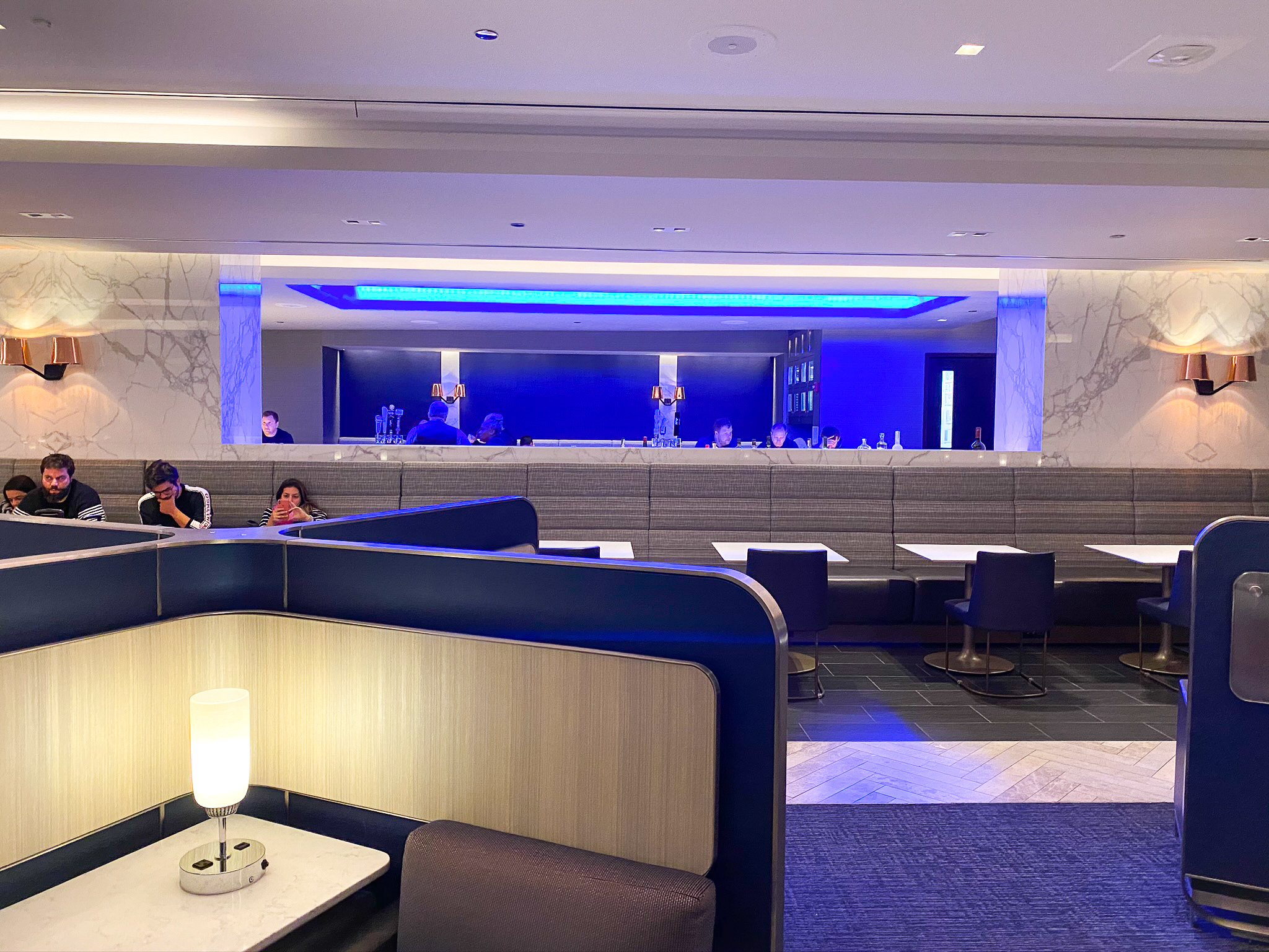United Polaris Lounge ORD Sitting Area