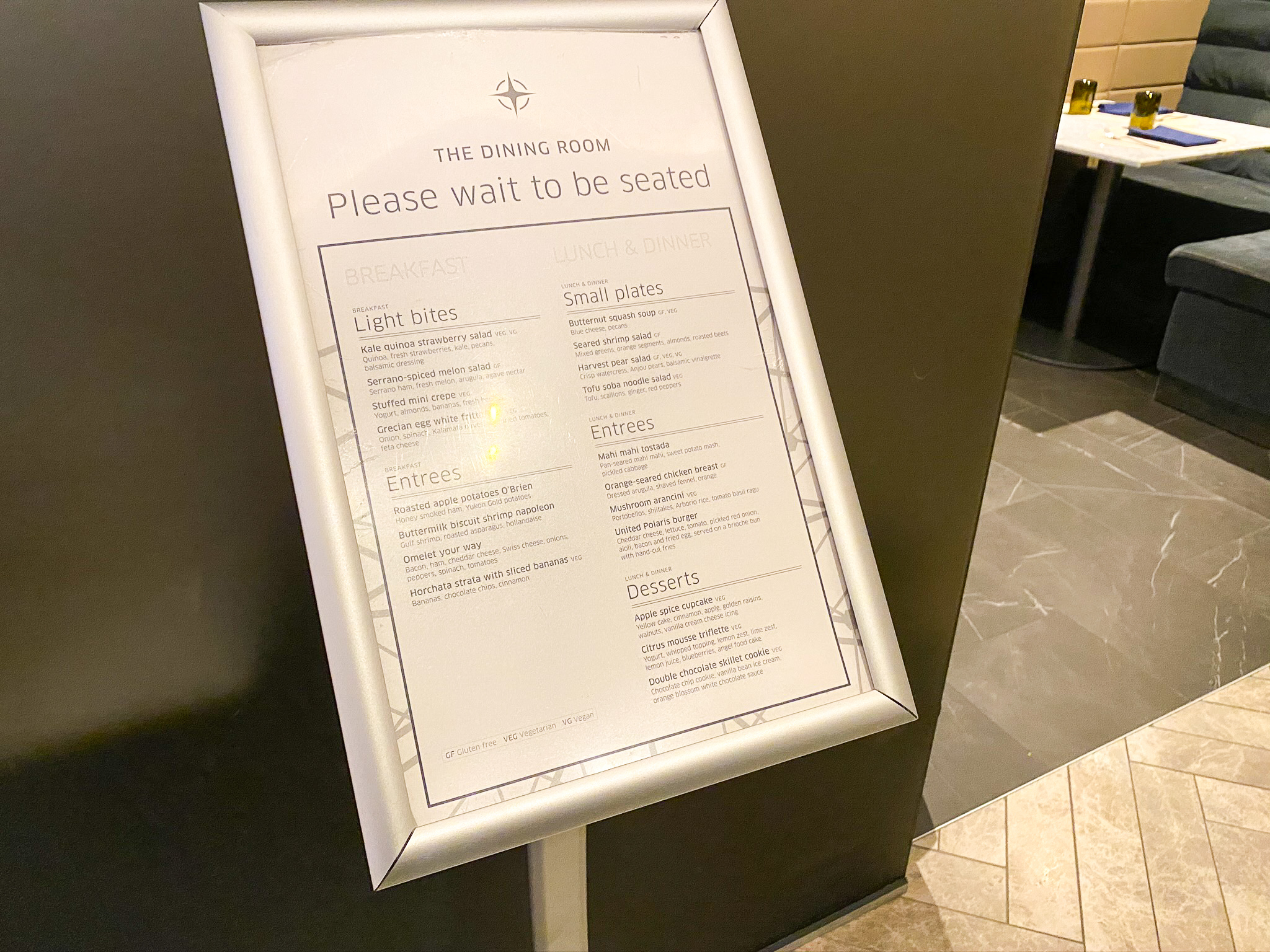 United Polaris Lounge ORD The Dining Room Menu