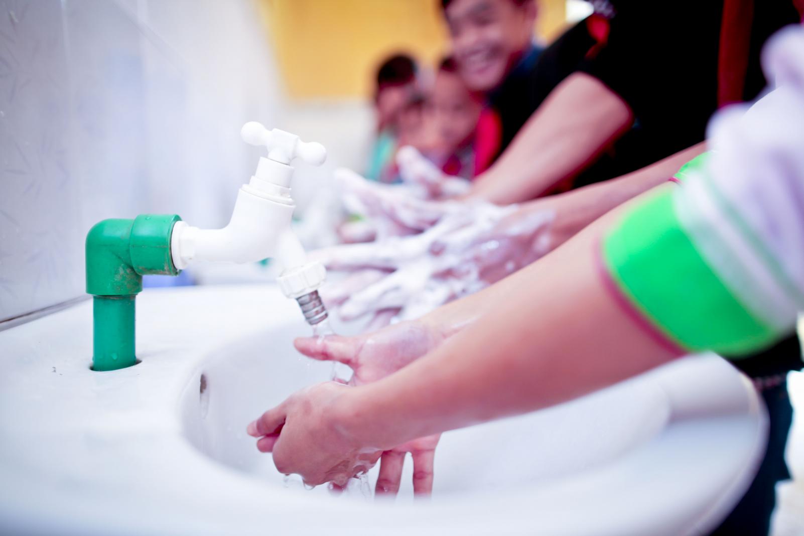 Washing Hands COVID 19