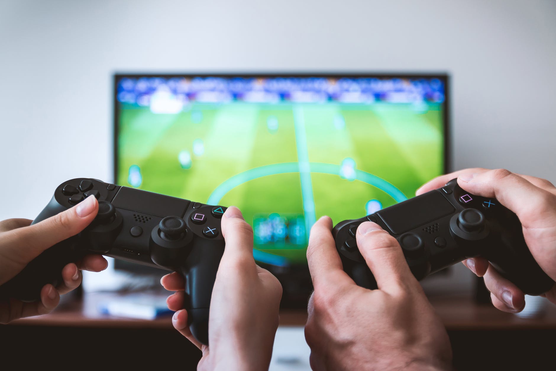 video game controllers flatscreen tv