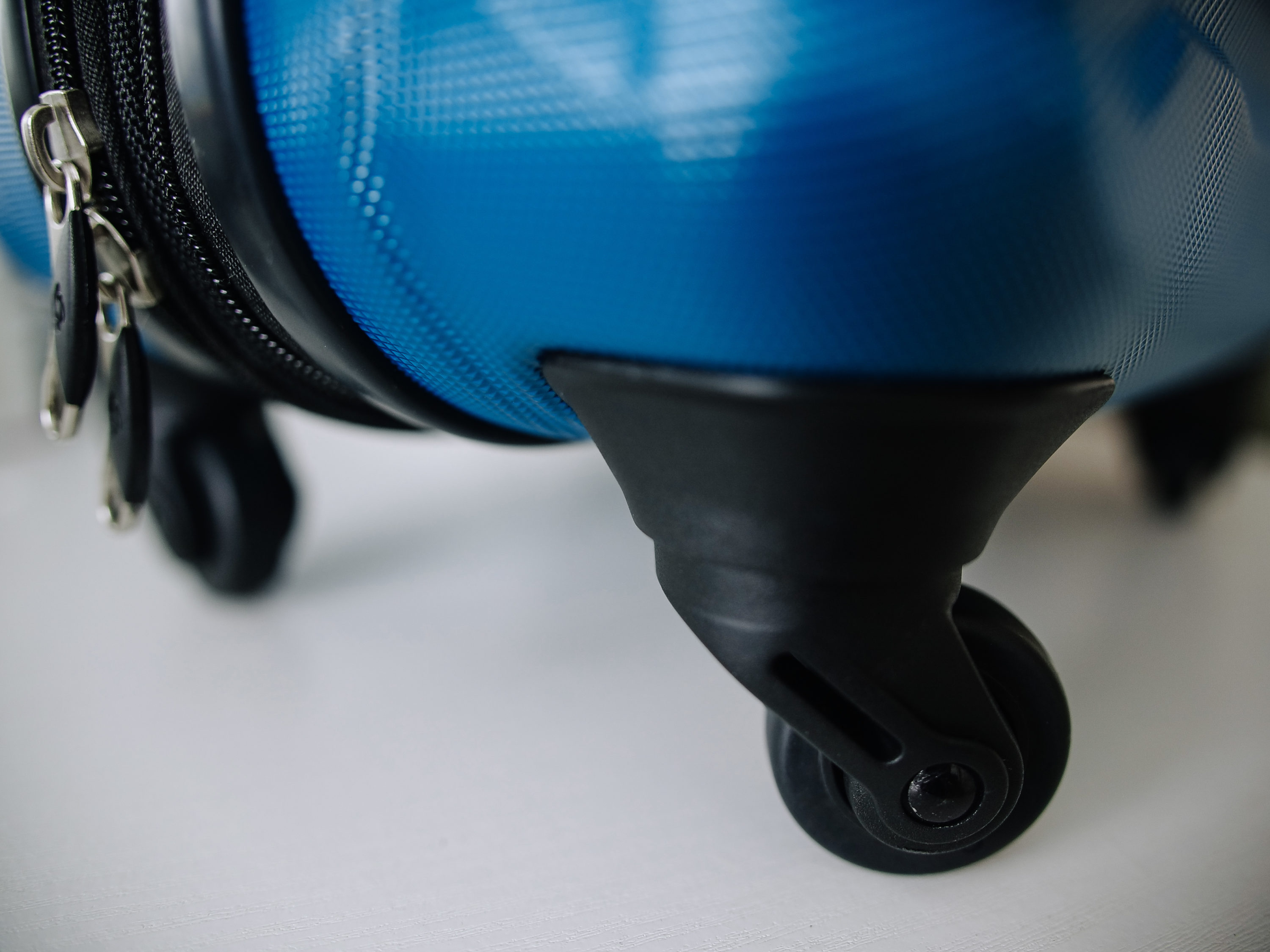 Samsonite wheels