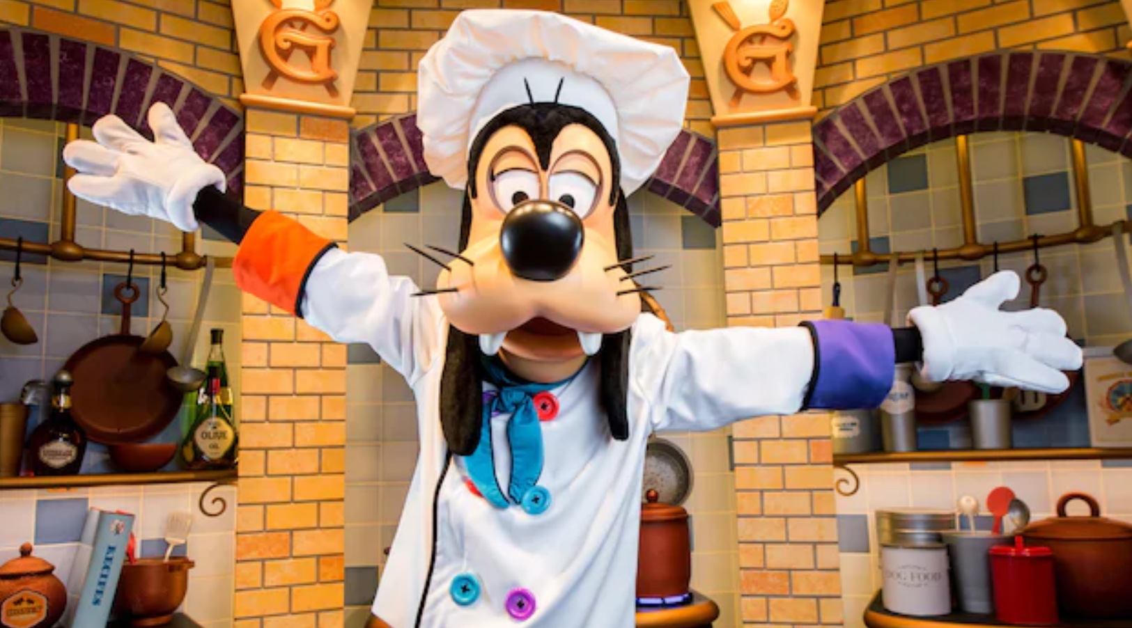 Disneyland Dining at Goofys Kitchen