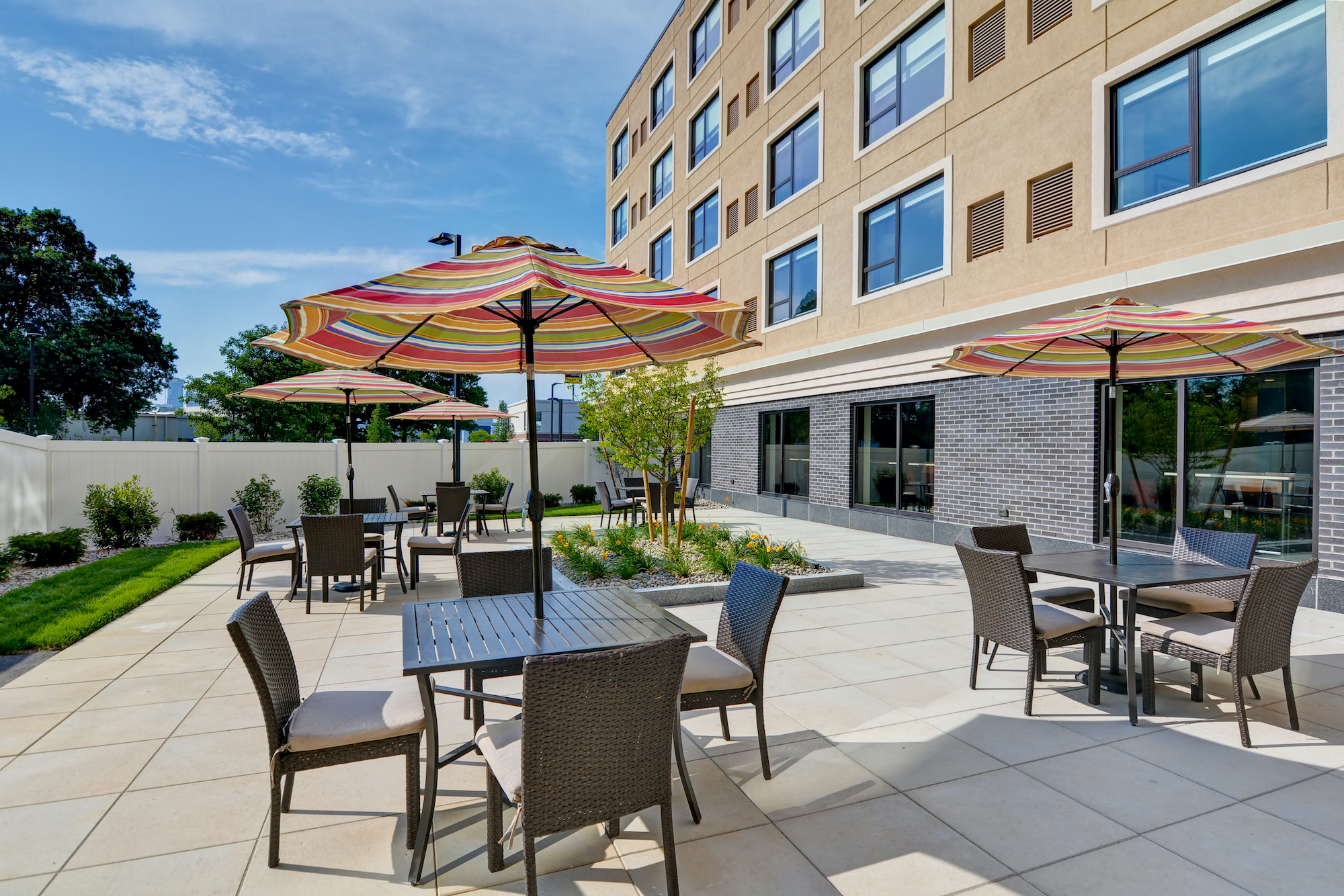 Holiday Inn Express Boston Courtyard
