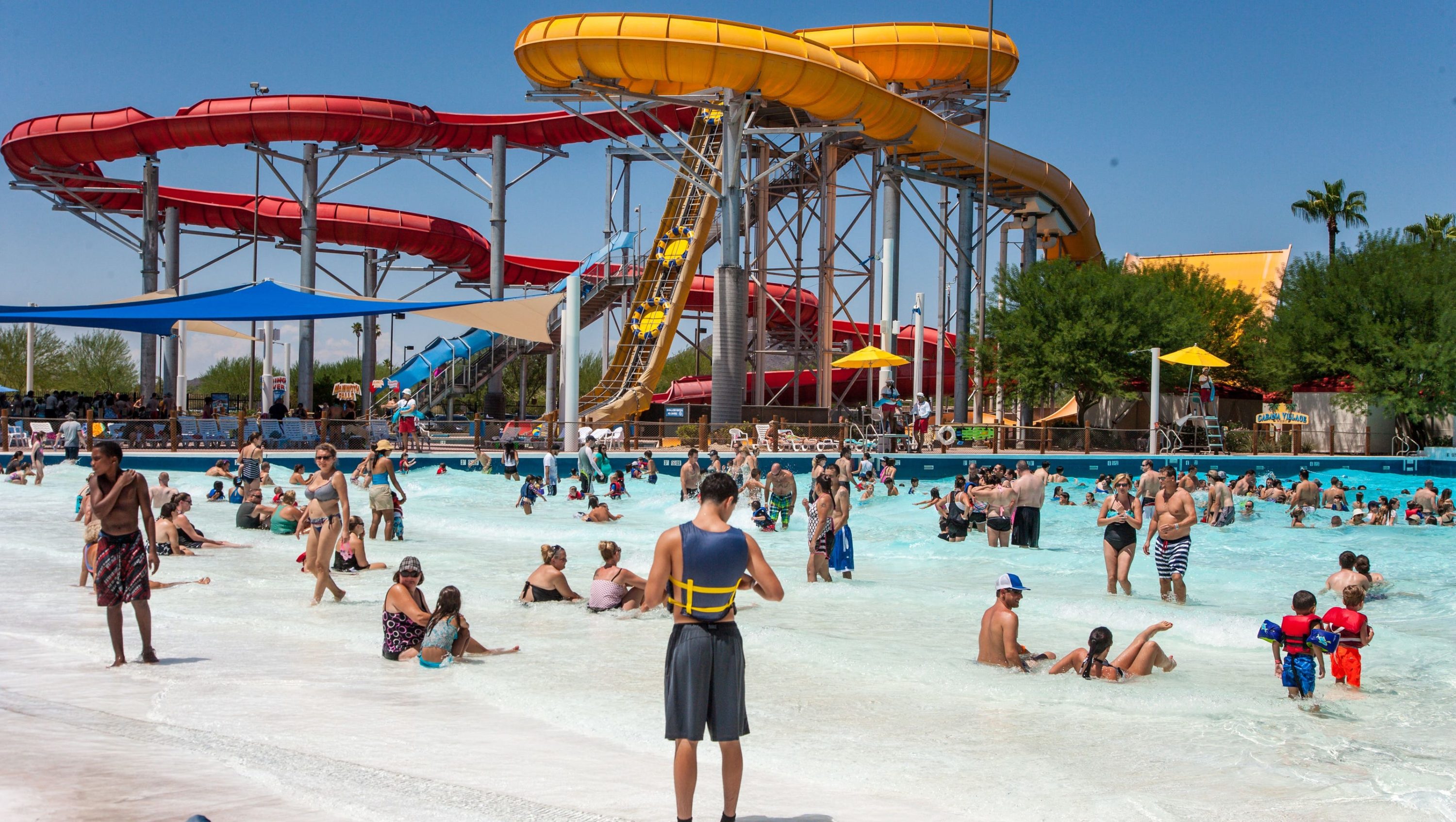 Six Flags Hurricane Harbor Phoenix Glendale AZ