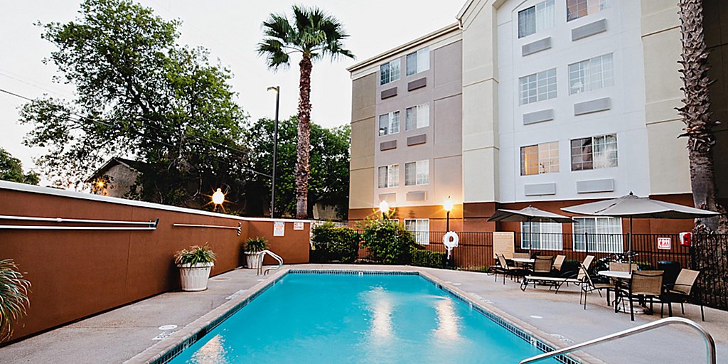Candlewood Suites San Antonio NW Medical Center