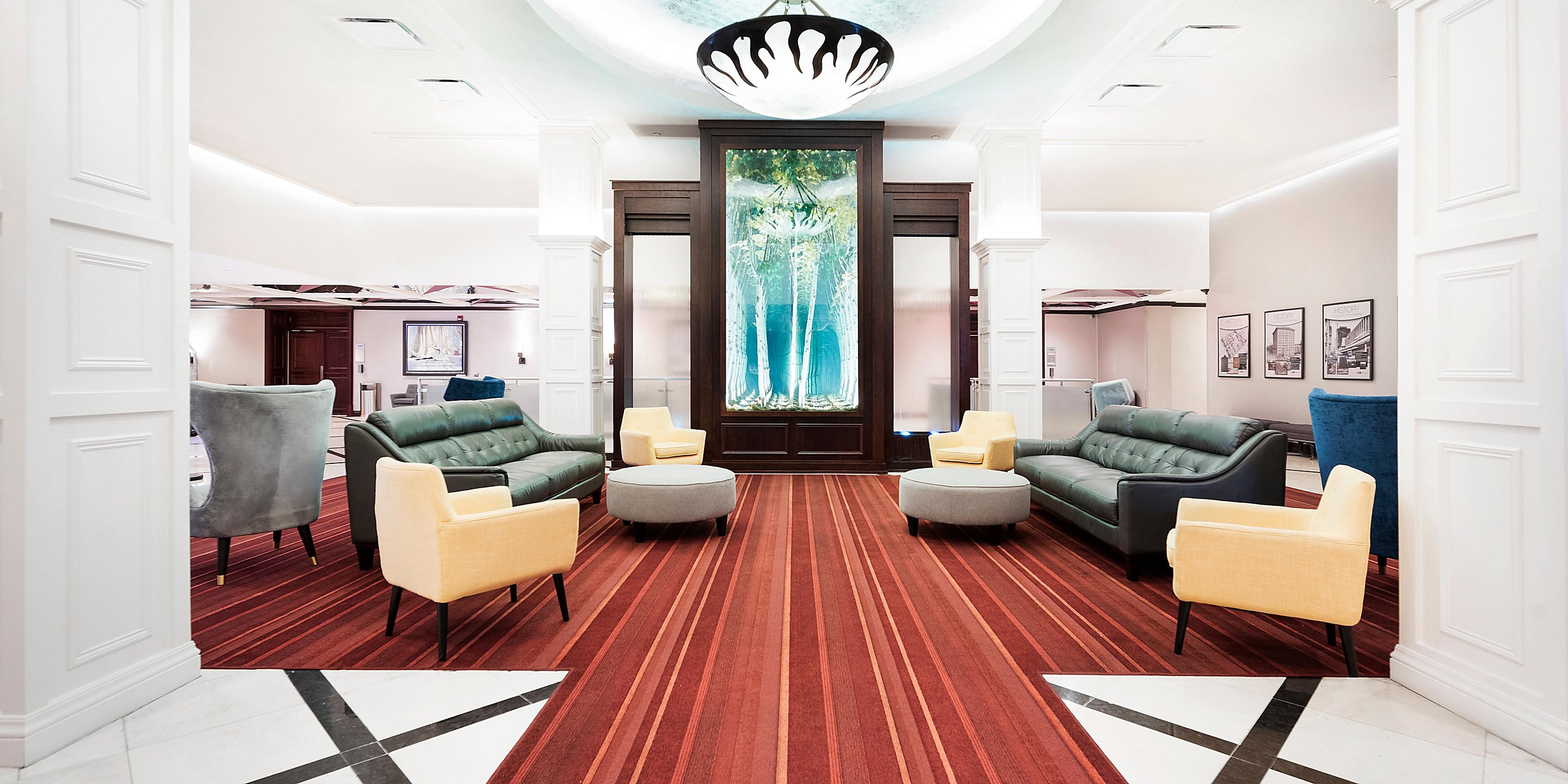 Crowne Plaza Detroit Downtown Riverfront lobby
