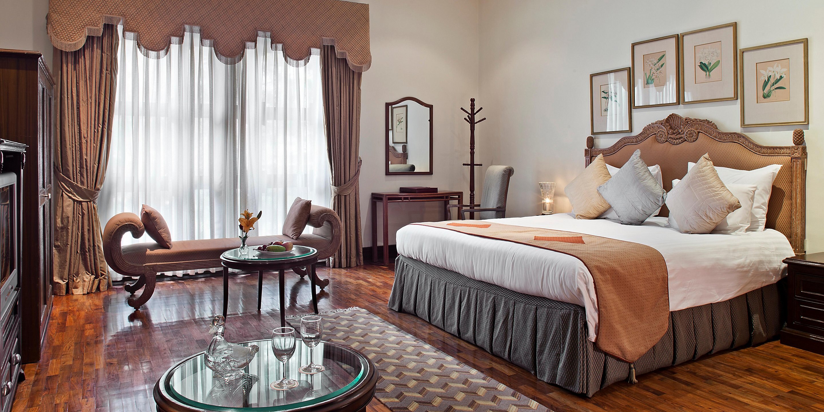 Crowne Plaza Kathmandu Soaltee Suite