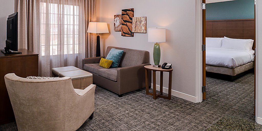 Staybridge Suites Indianapolis Downtown