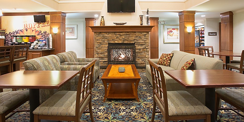Staybridge Suites Lincoln I 80
