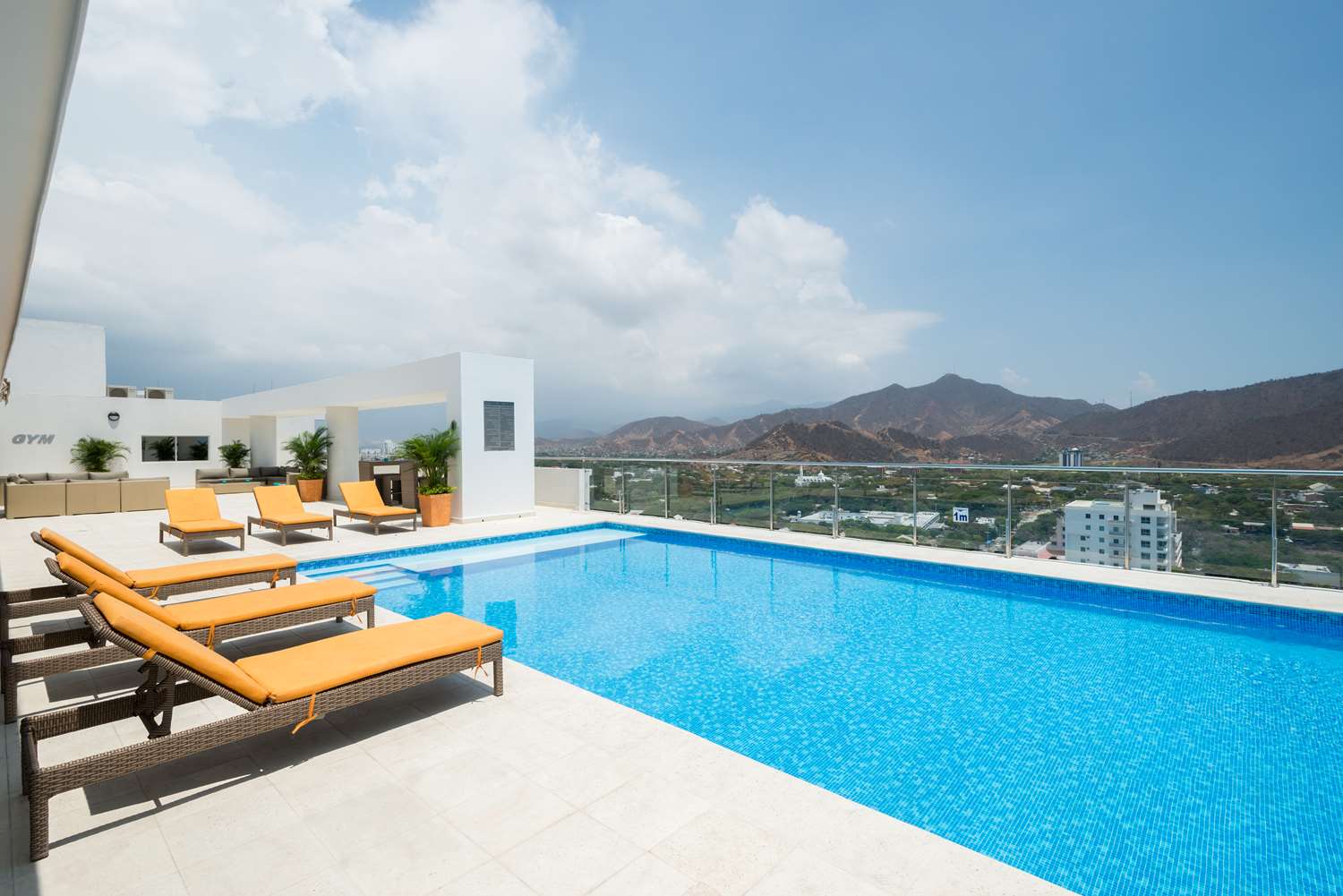 Best Western Plus Santa Marta Hotel Rooftop Pool
