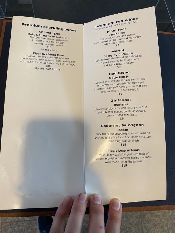 United Club EWR Menu