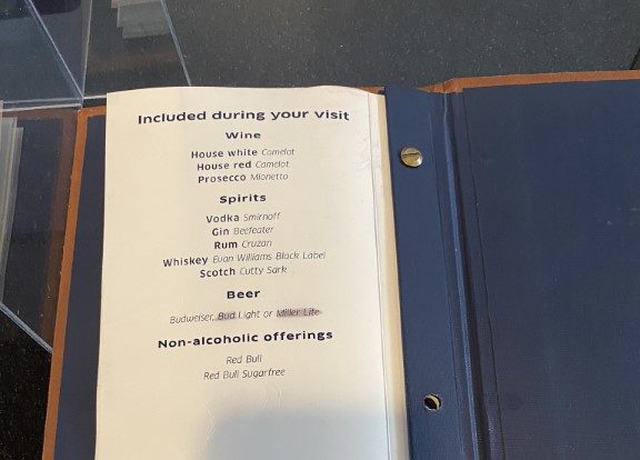 United Club EWR bar drink menu