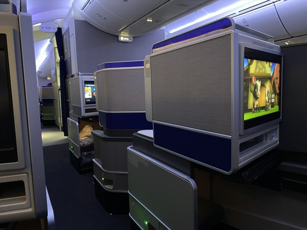 United Polaris 787 9 seat