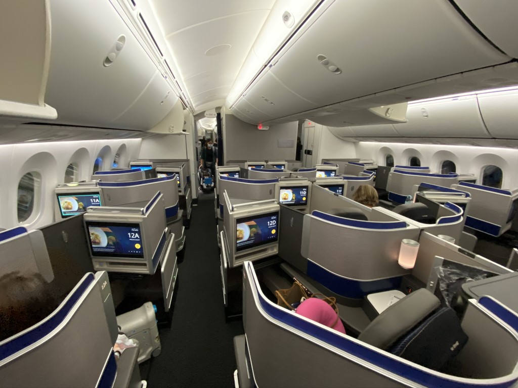 United Polaris Middle Seats United Polaris cabin 787 9 dreamliner