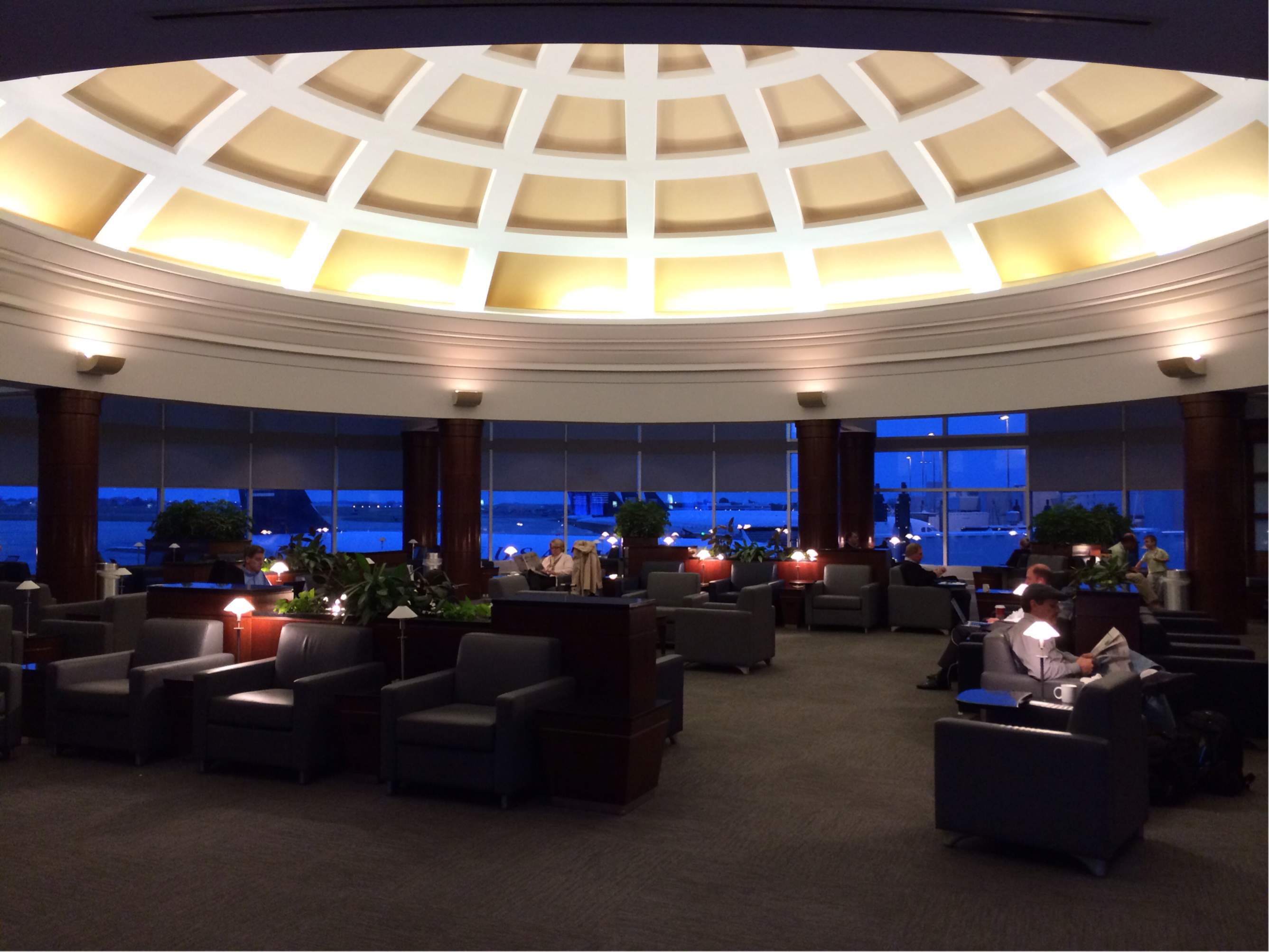 Admirals Club CLT