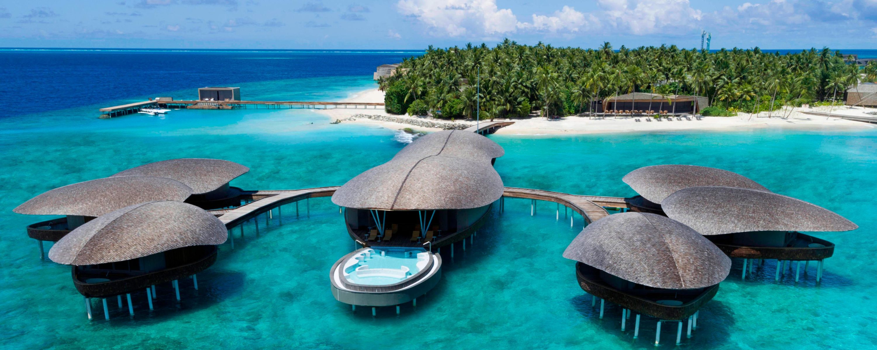 The St. Regis Maldives Vommuli Resort