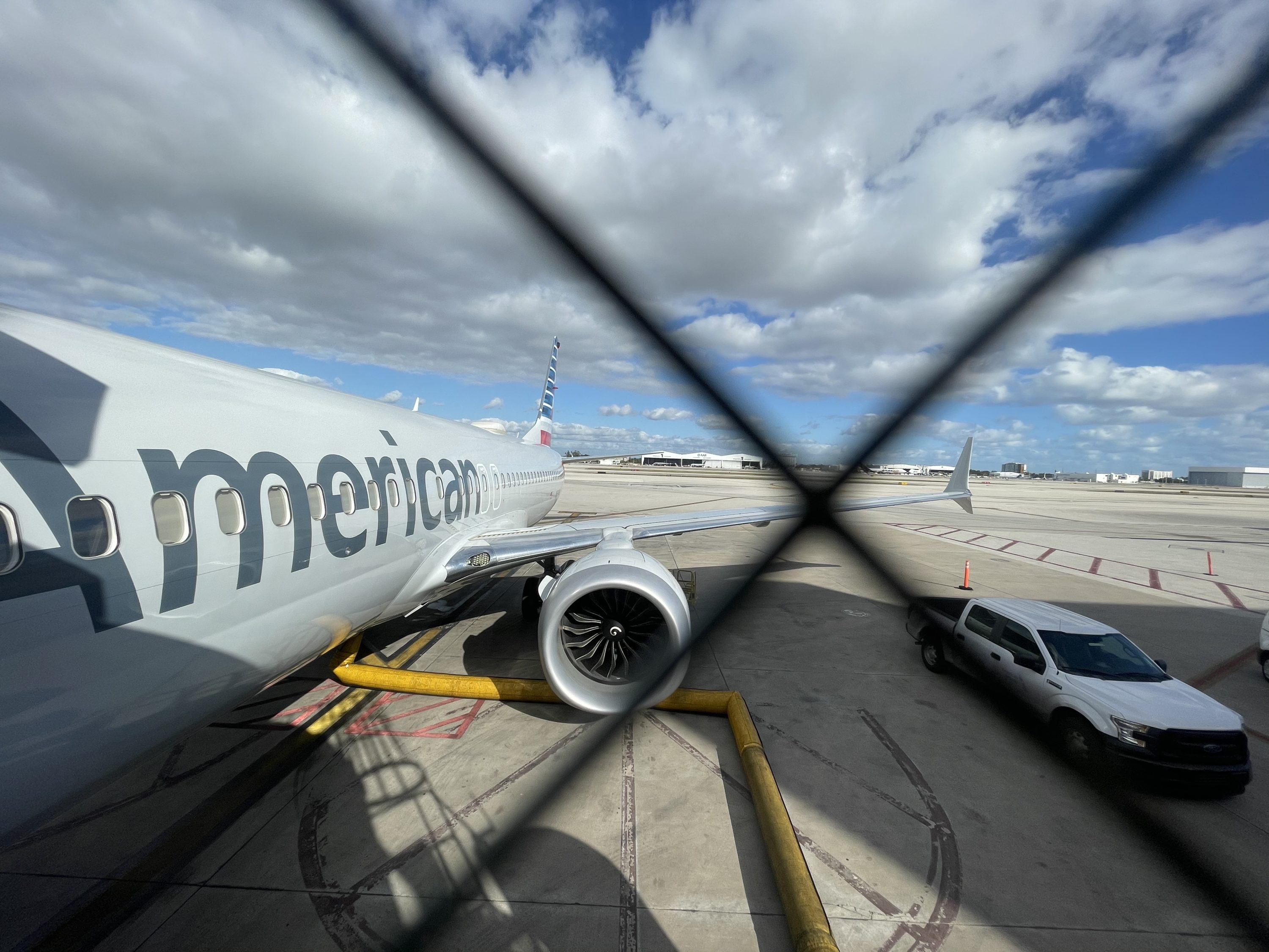 American Airlines 737 MAX from Jetbridge