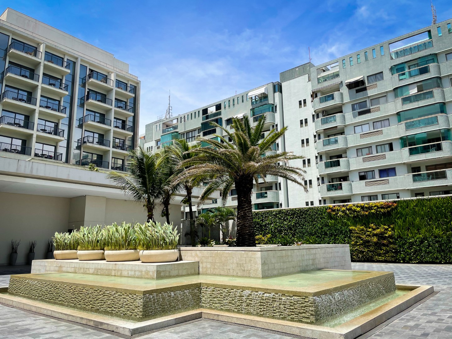 Grand Hyatt Rio de Janeiro driveway