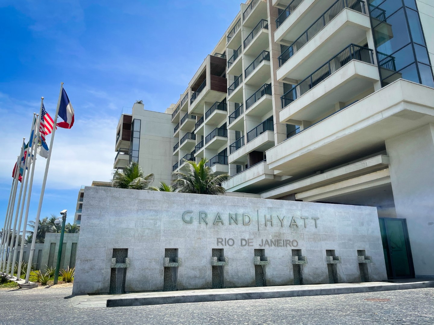 Grand Hyatt Rio de Janeiro flags