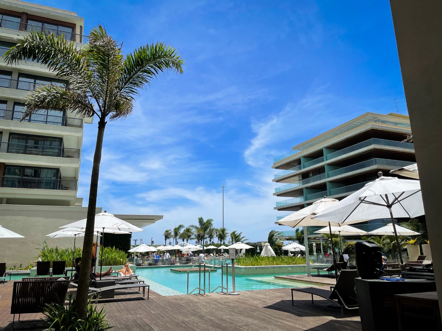 Grand Hyatt Rio de Janeiro pools