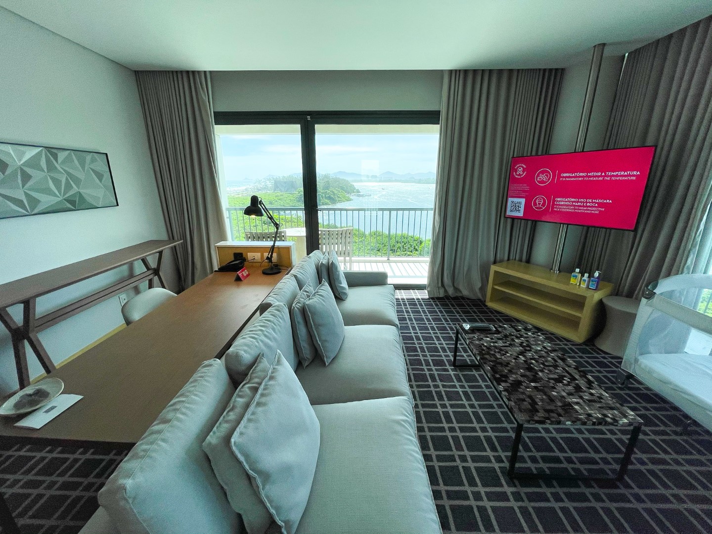 Ocean Lagoon Suite Living Room Grand Hyatt Rio de Janeiro