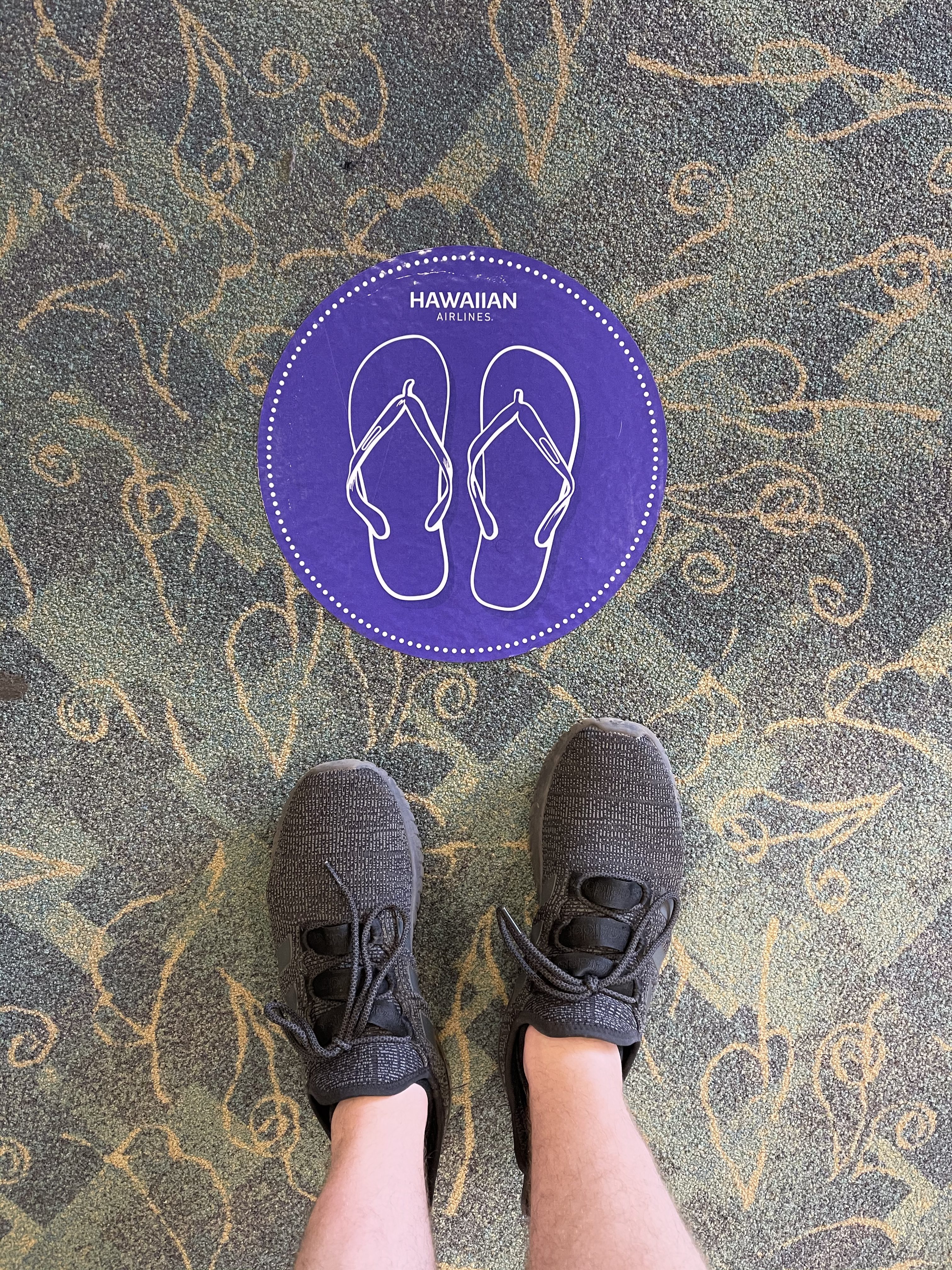 Honolulu Airport Social Distancing Marker
