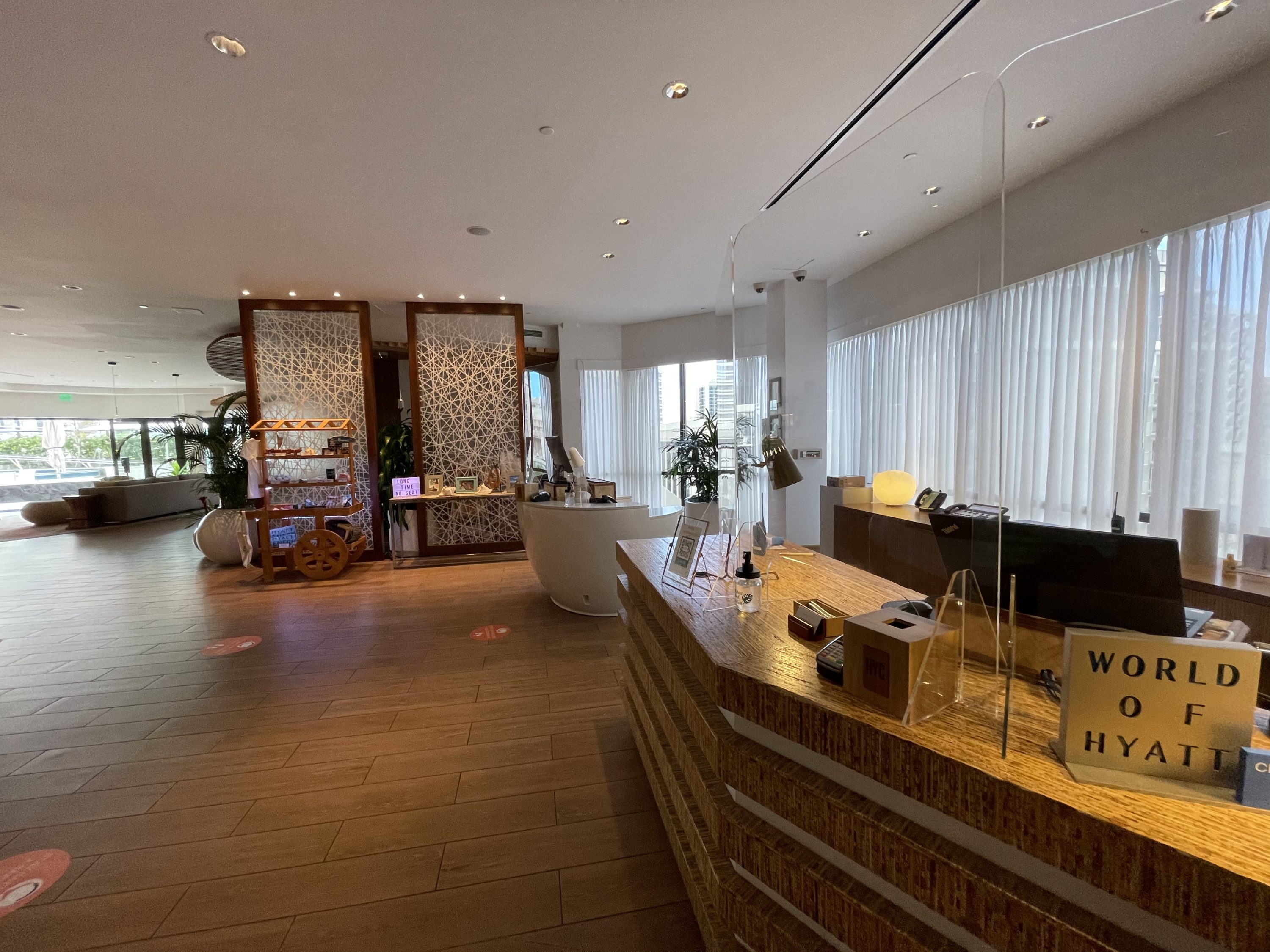 Hyatt Centric Waikiki Front Desk
