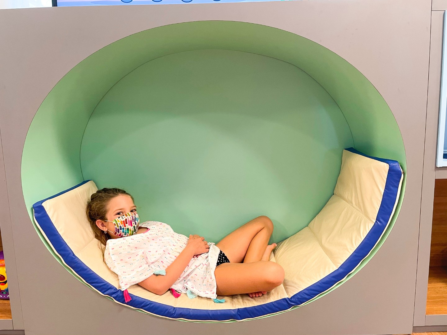 Sheraton Grand Rio de Janeiro Kids Room bench