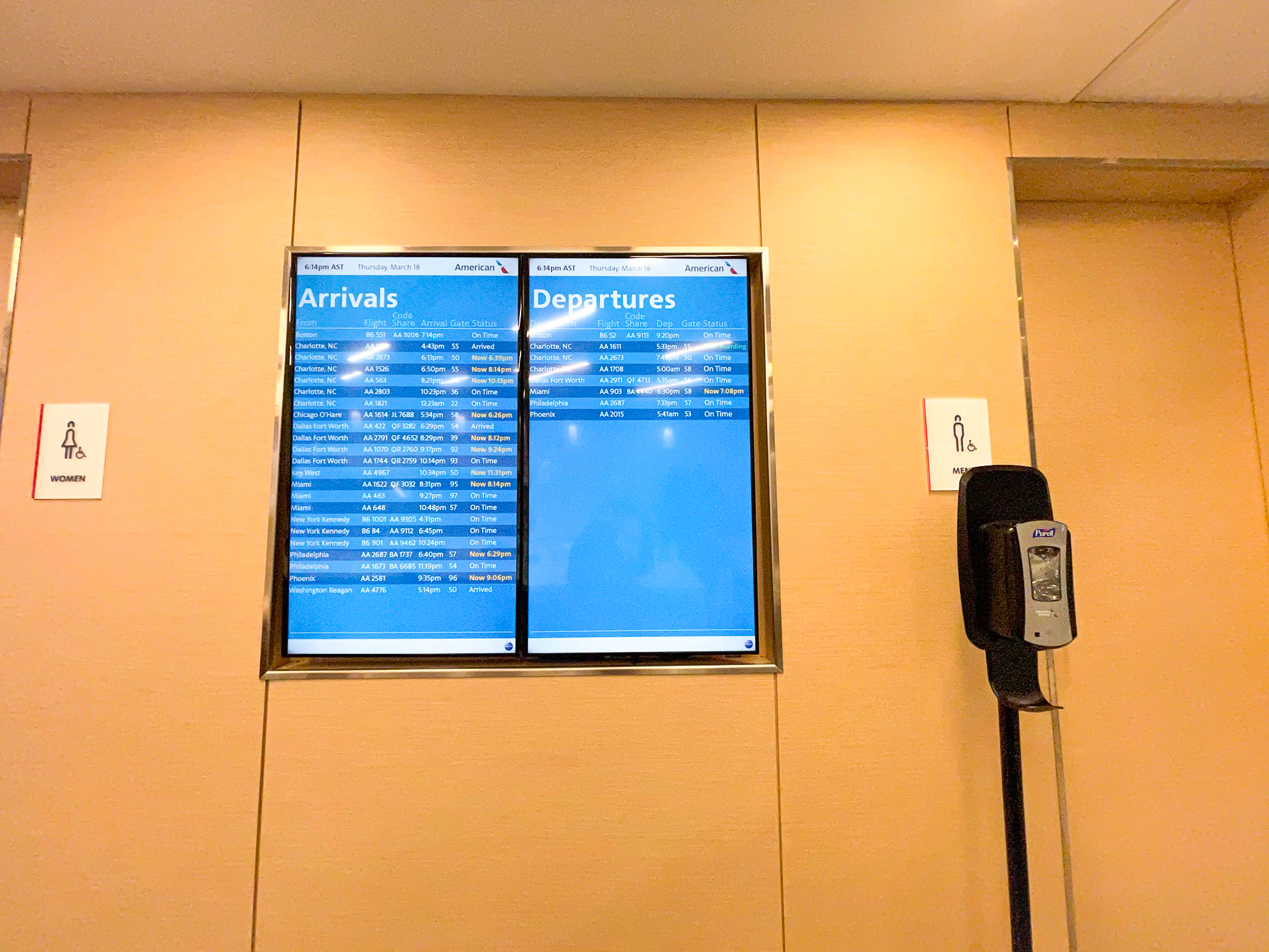 American Airlines Admirals Club at Orlando MCO flight schedule