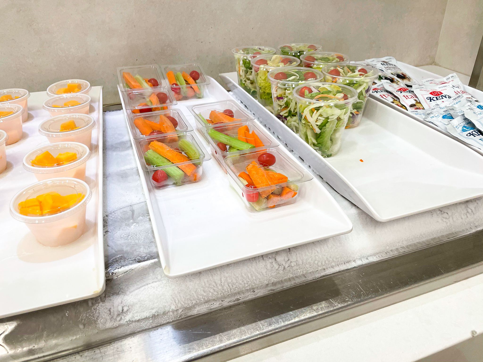 American Airlines Admirals Club at Orlando MCO healthy snacks
