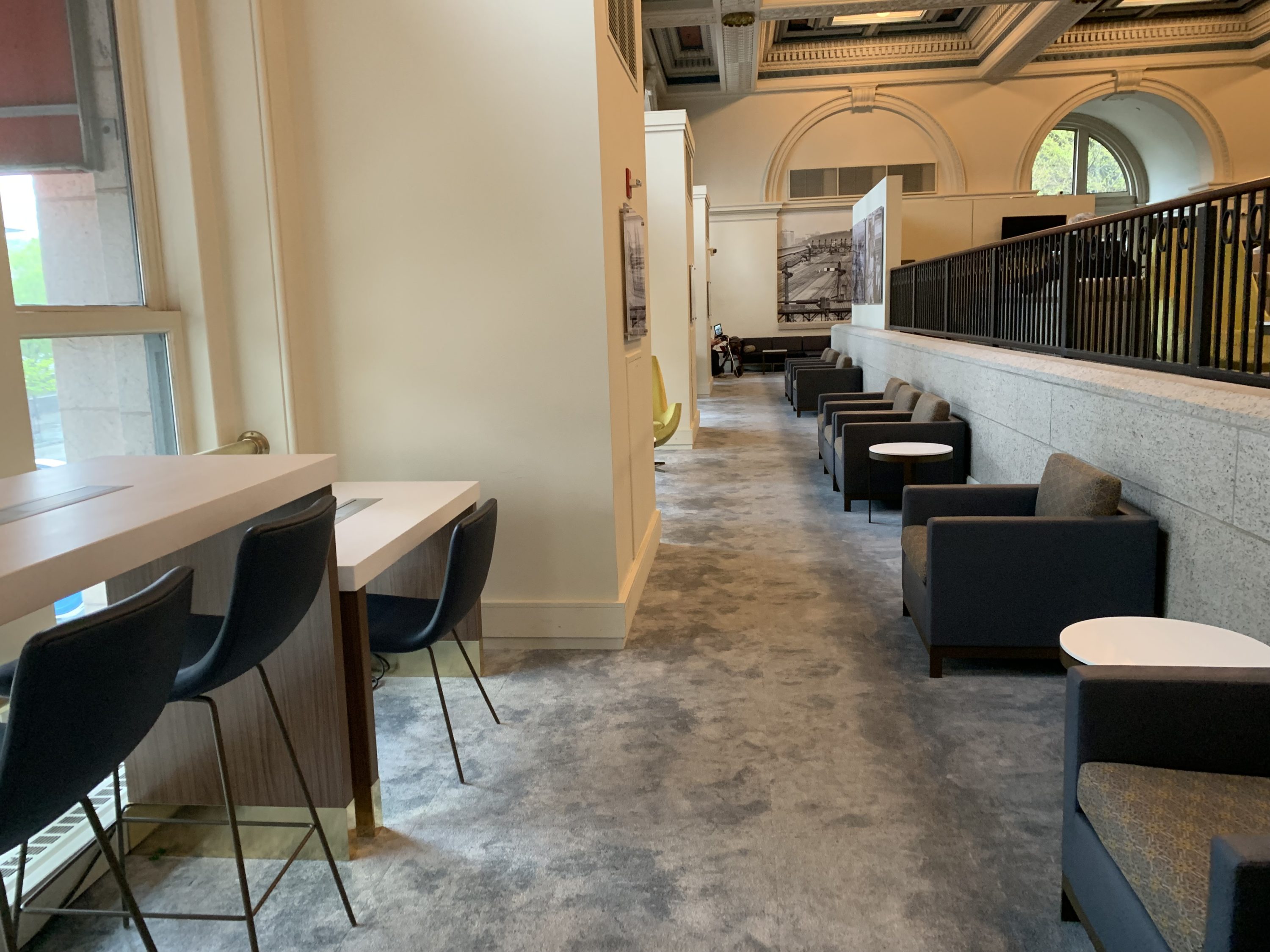 Amtrak Lounge Boston Seating