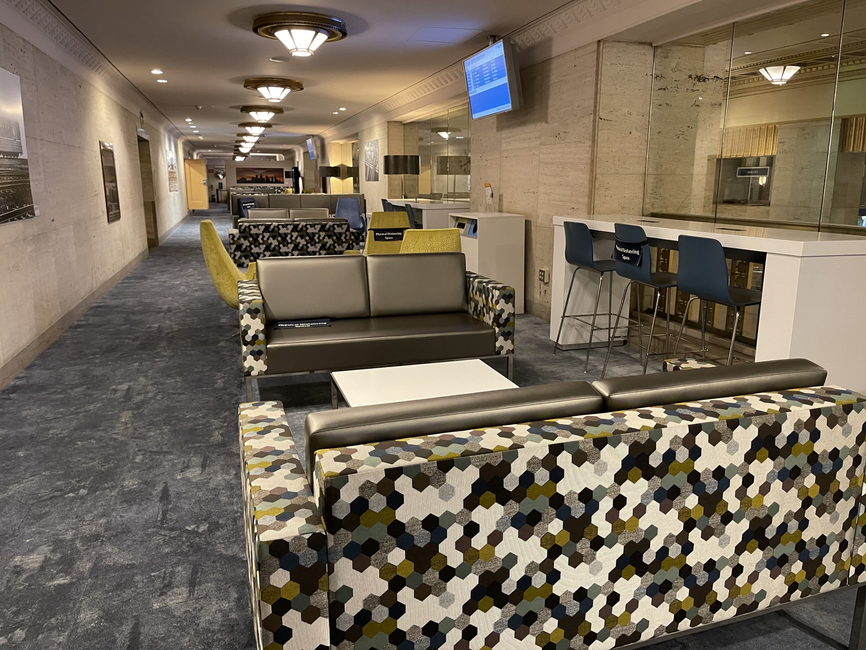 Amtrak Philadelphia Metropolitan Lounge