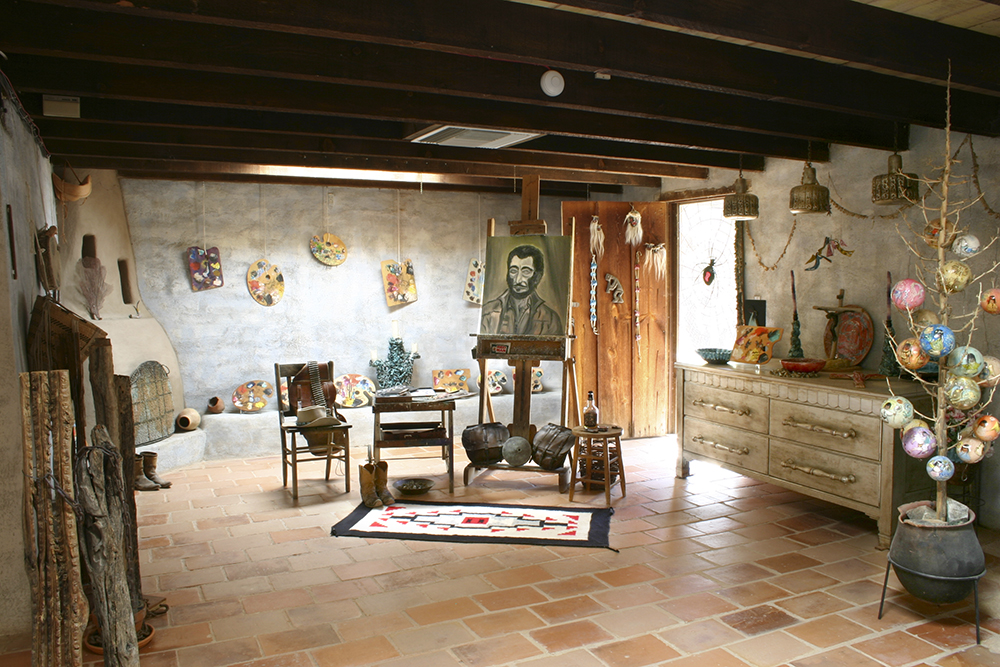 DeGrazia Gallery in the Sun Museum