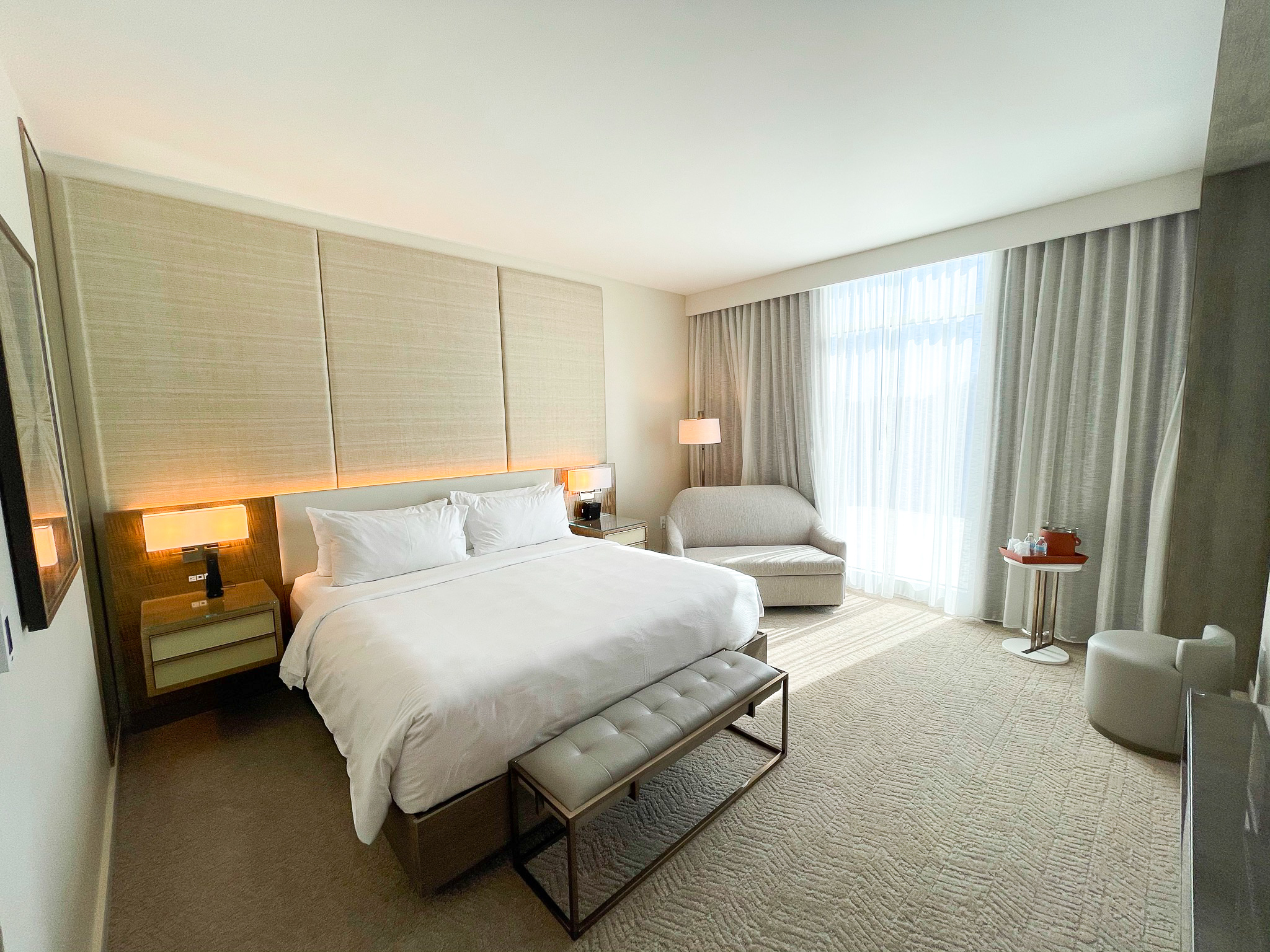 JW Marriott Bonnet Creek Orlando Executive Suite bedroom