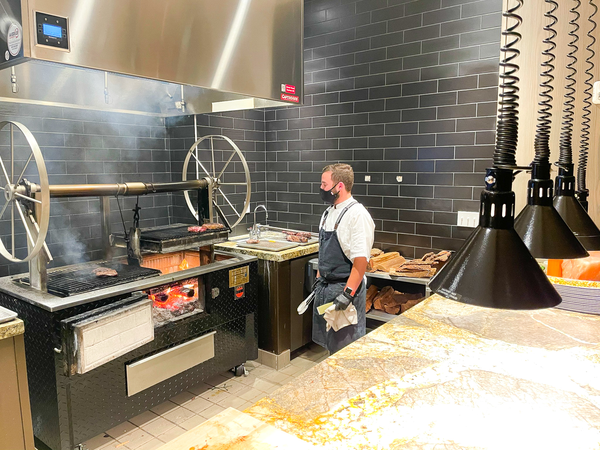 JW Marriott Bonnet Creek Orlando Sear and Sea kitchen