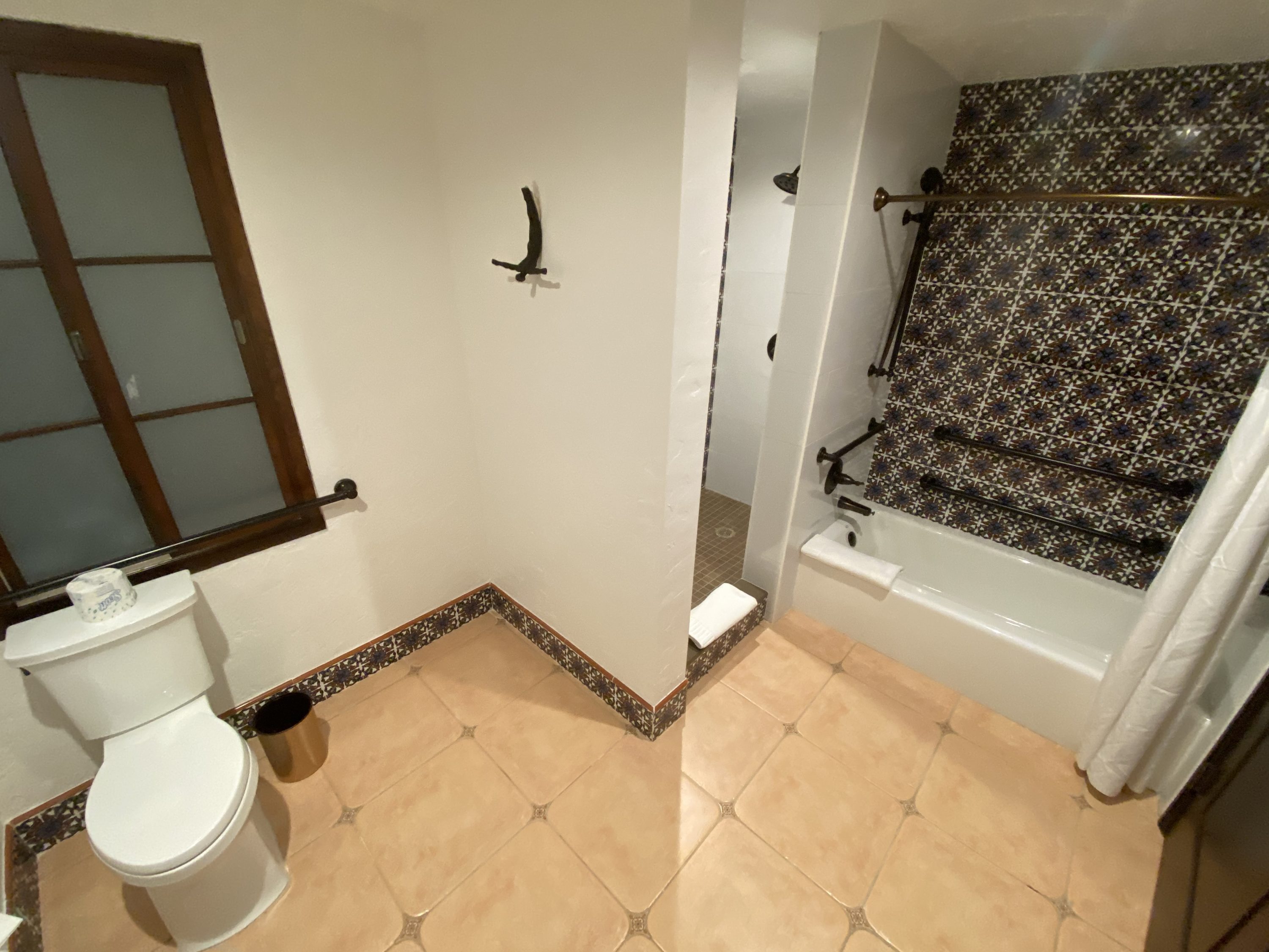 Mar Monte King Corner Premium View Tub