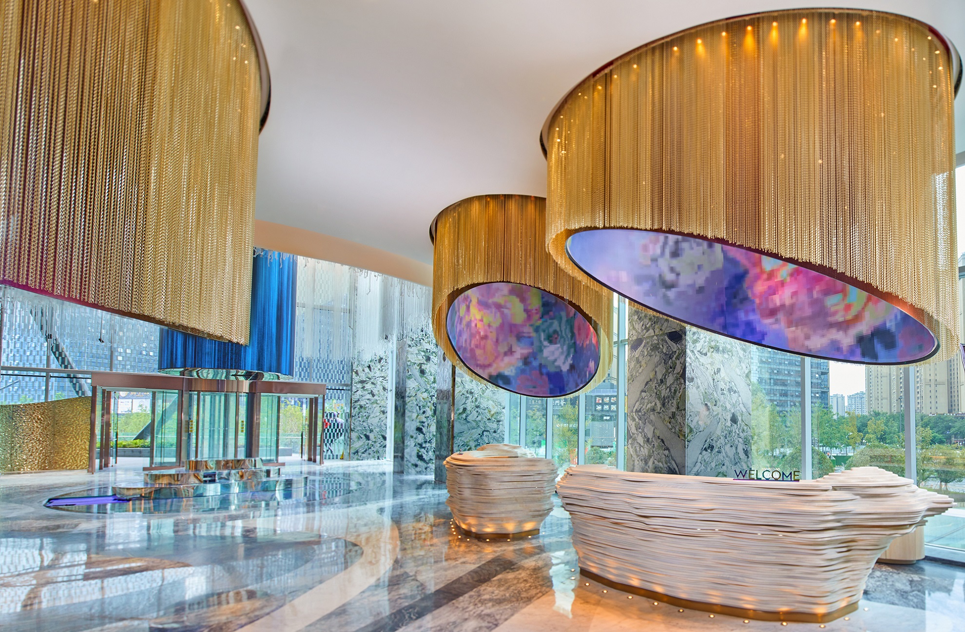 W Chengdu