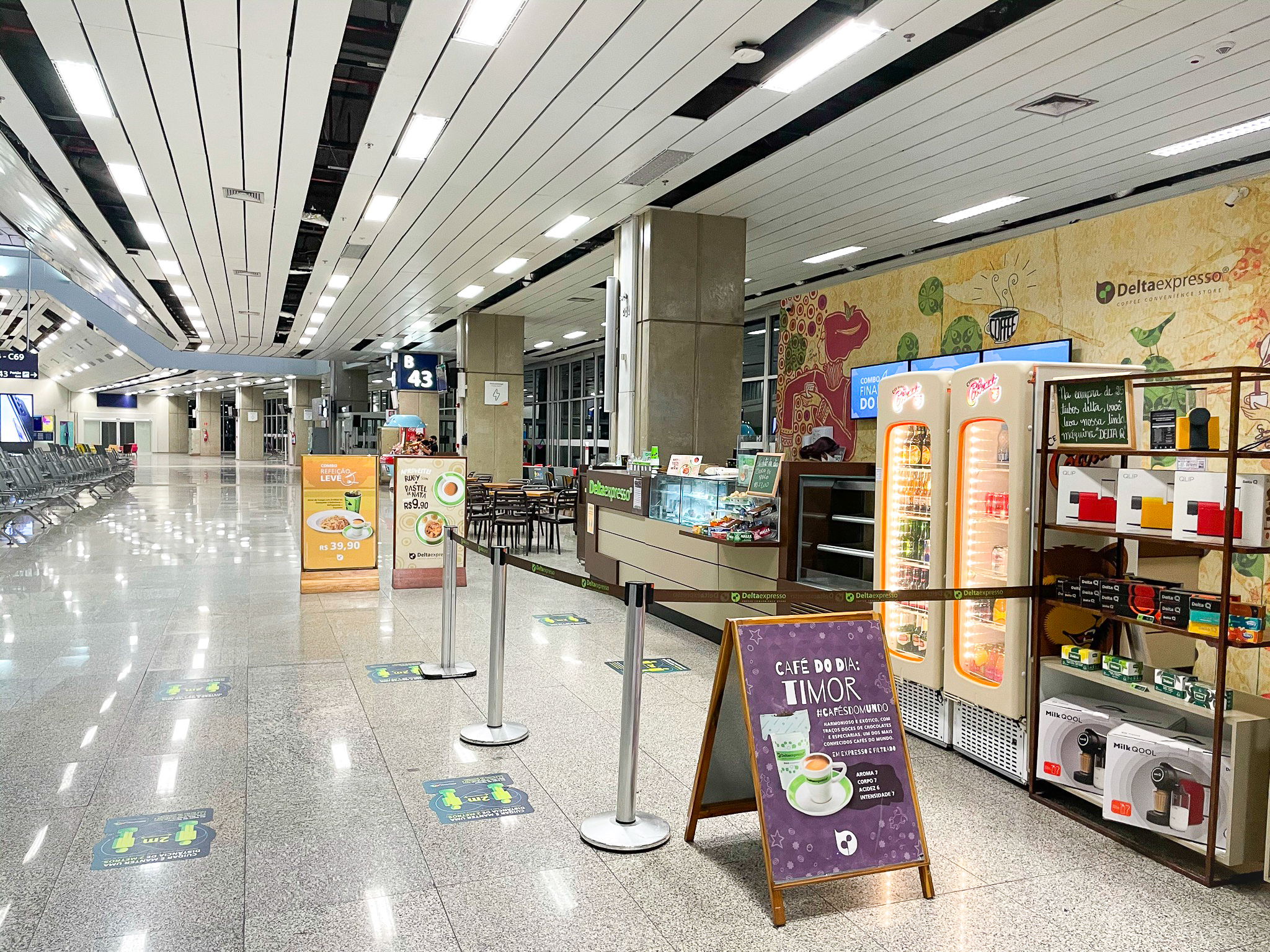 Rio de Janeiro GIG Airport snacks