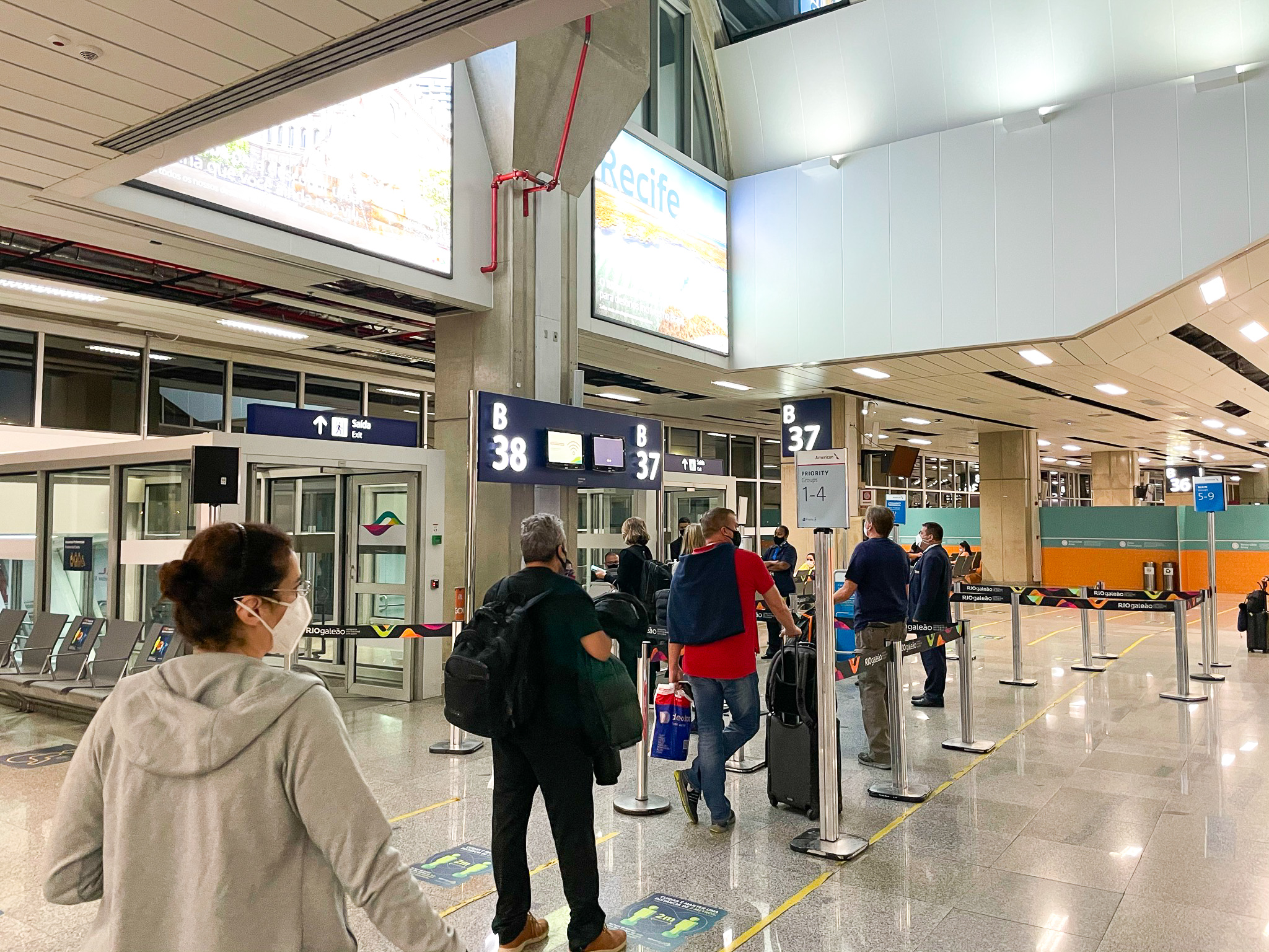 Rio de Janeiro GIG Boarding to Miami