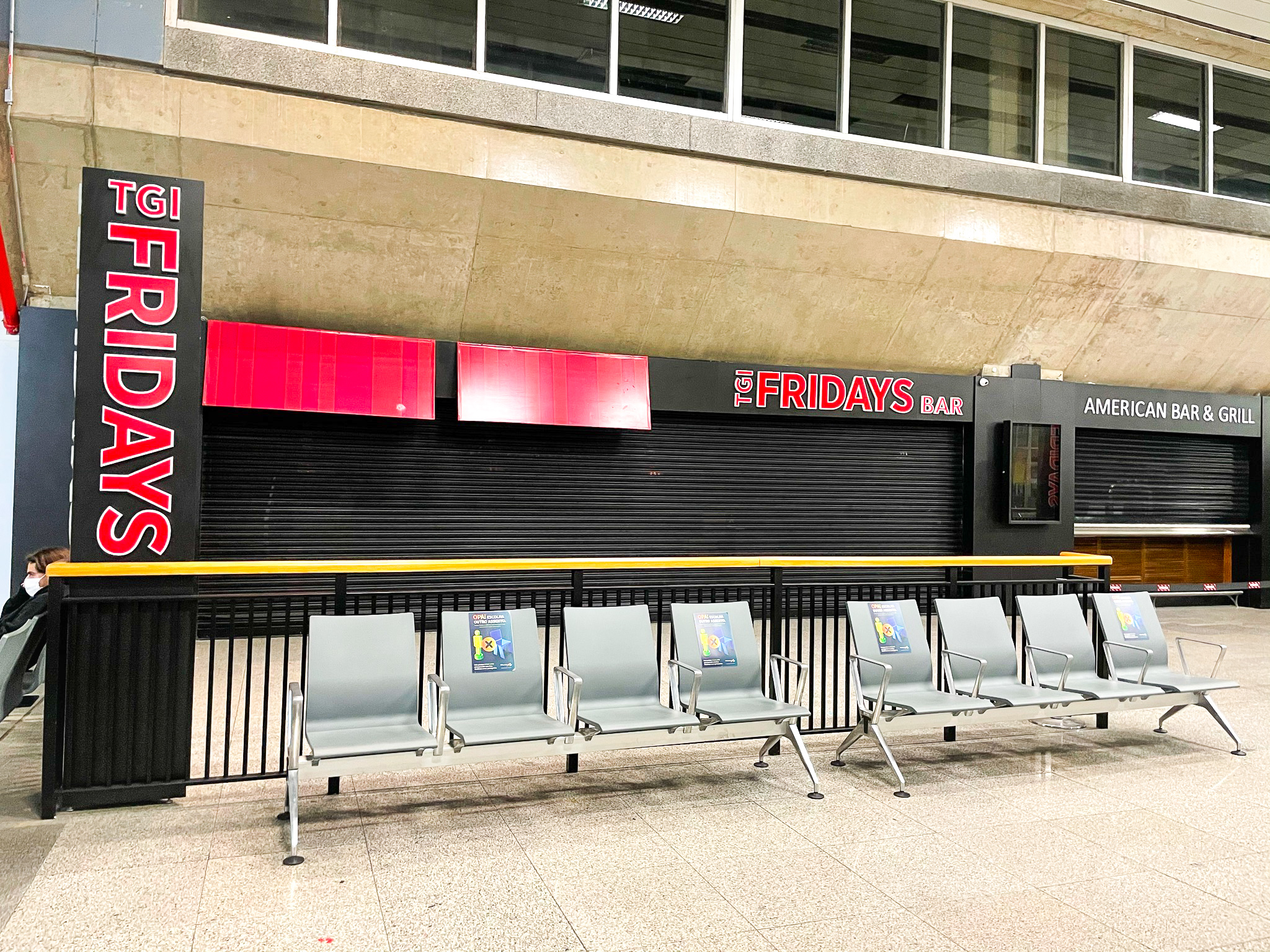 Rio de Janeiro GIG Closed Restaurants