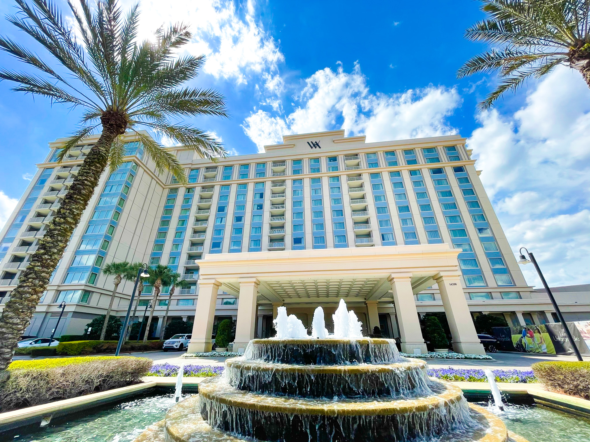 Waldorf Astoria Orlando Water Fountain