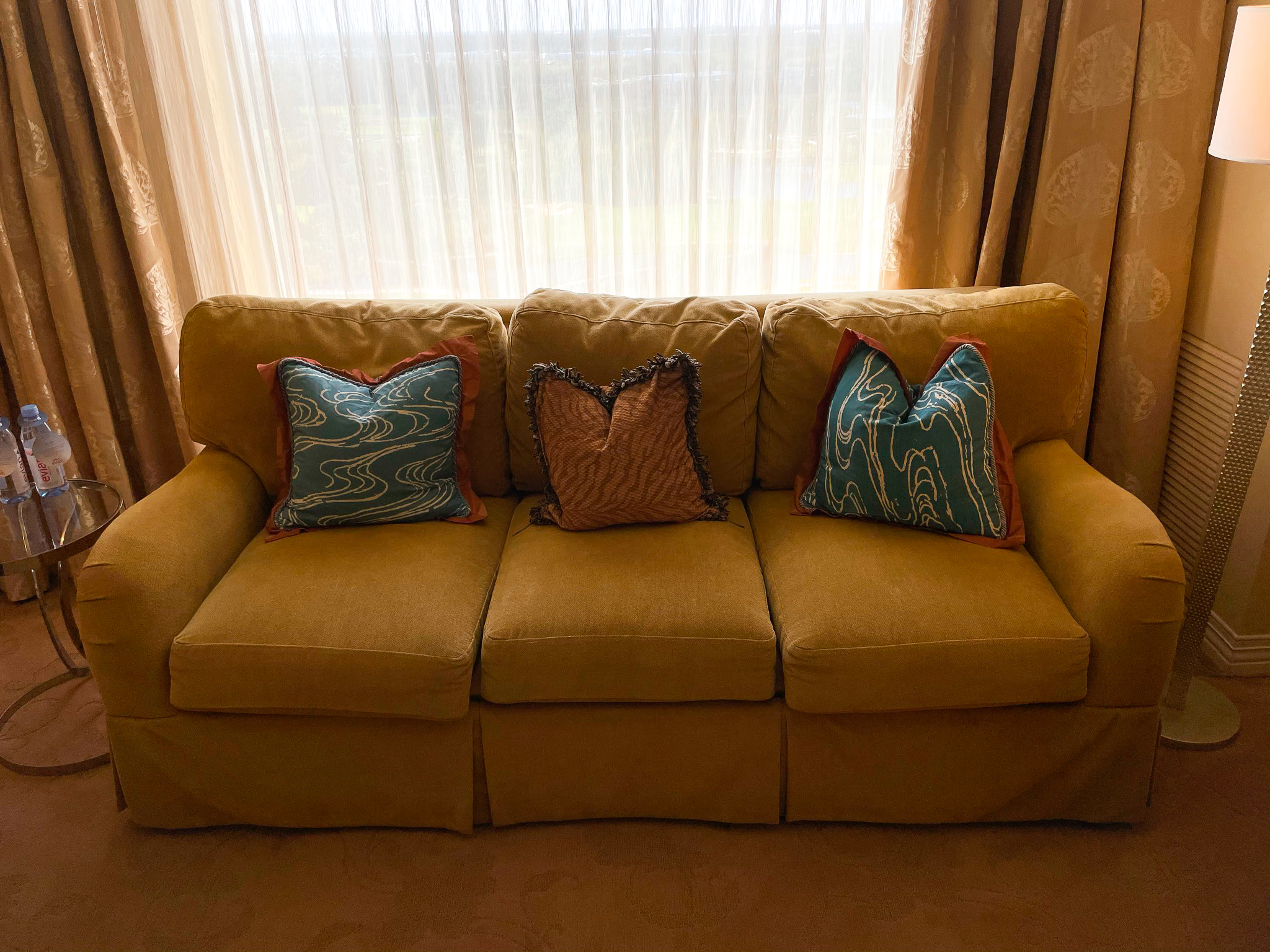Waldorf Astoria Orlando sofa bed
