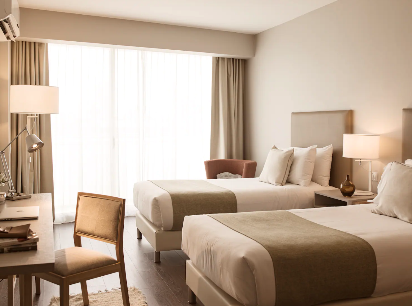 Guest room at Dazzler by Wyndham Buenos Aires Polo