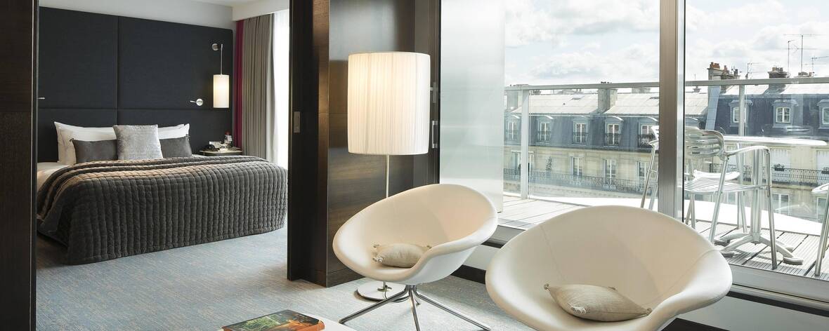 Renaissance Paris Arc de Triomphe Hotel