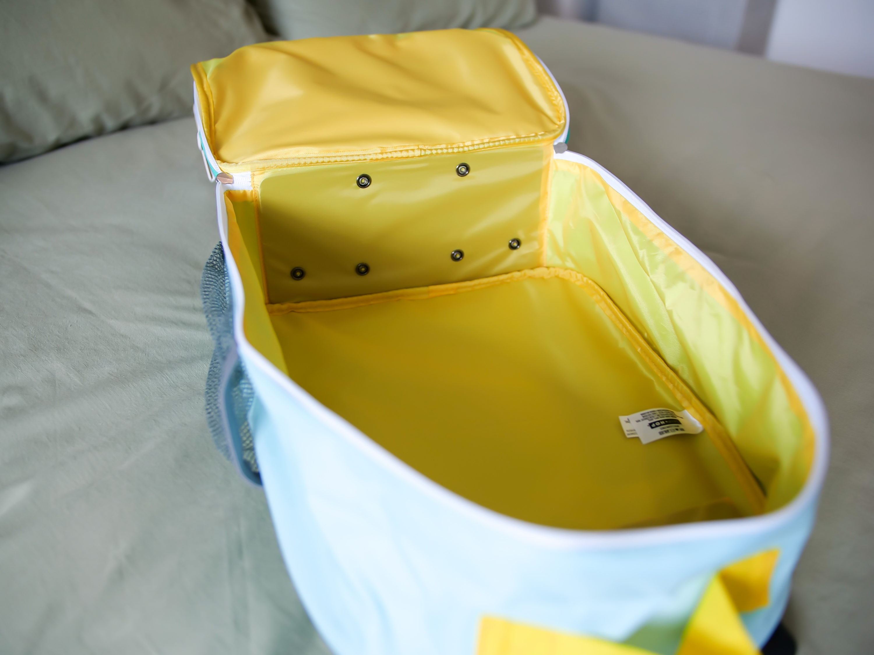 Kids carry on compartments