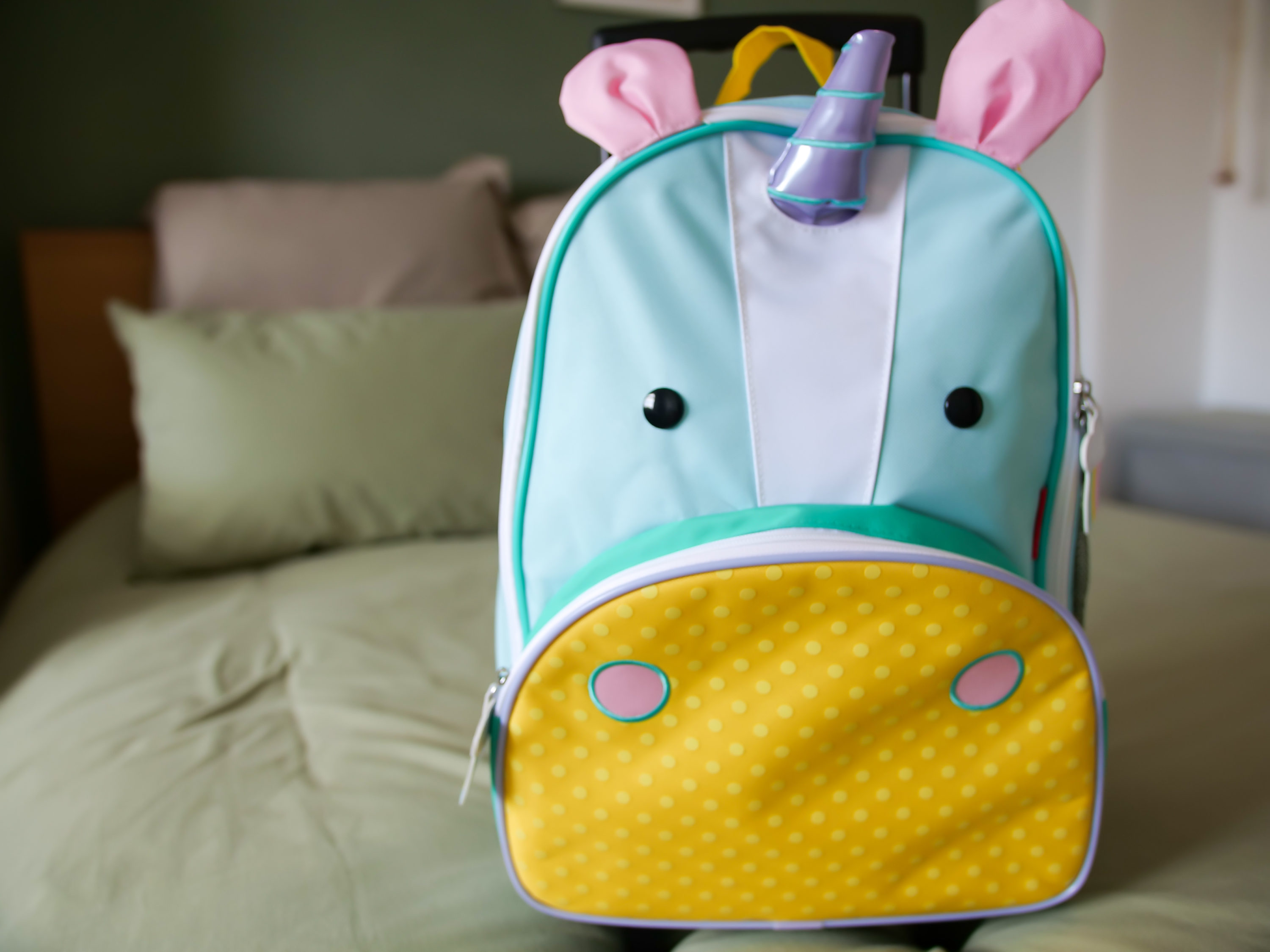 Kids carry on