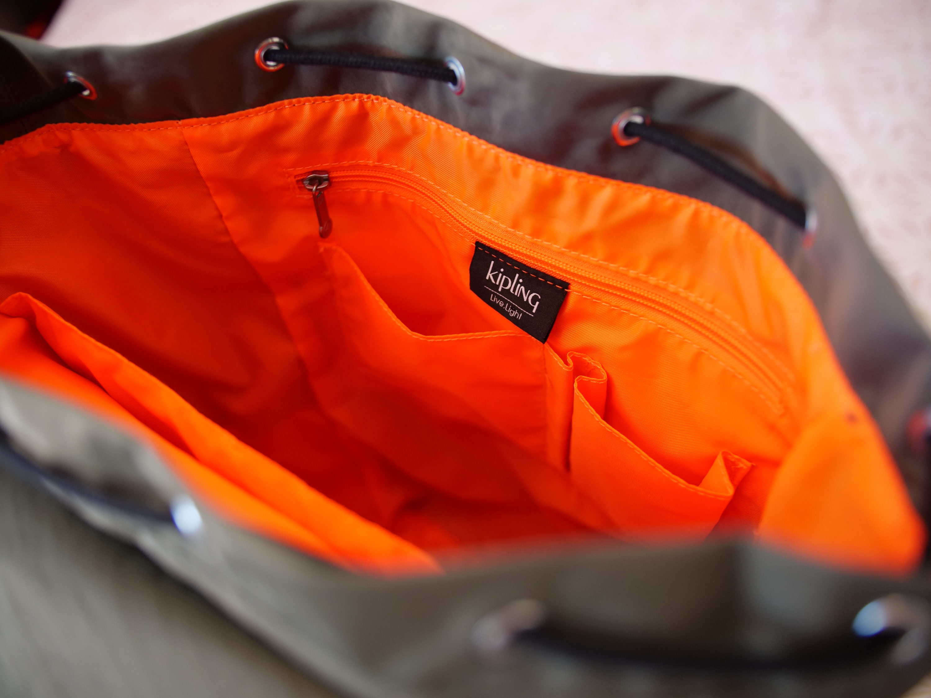 Kipling Internal Compartments