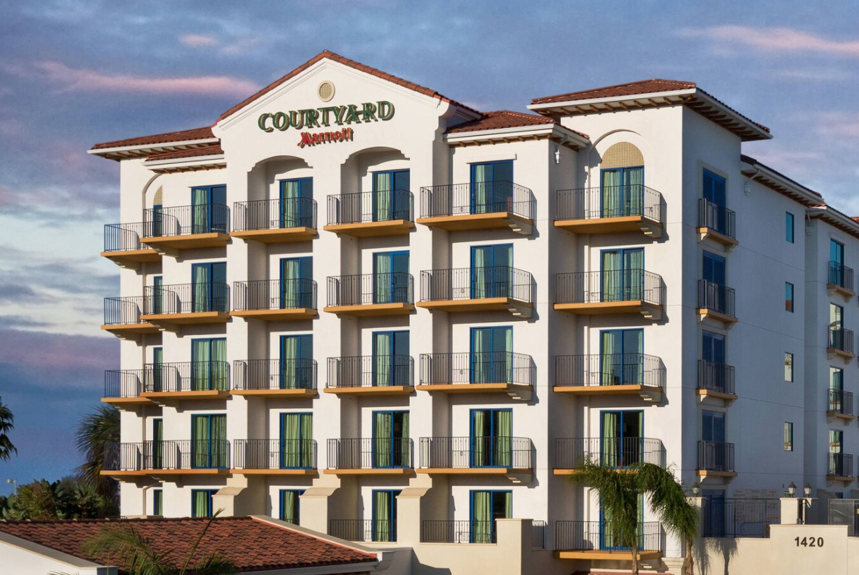 Courtyard Anaheim Theme Park Entrance exterior 1